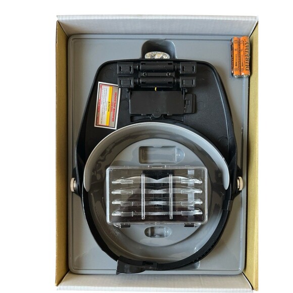 Adjustable Head Strap Magnifier Light Multiple Lenses Model 95890 - Picture 4 of 5